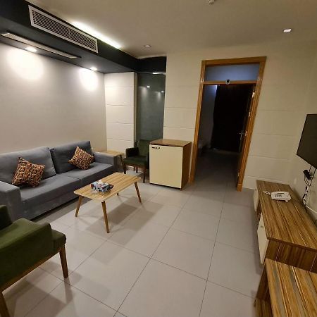Spar Furnished Hotel Ал Хофуф Екстериор снимка
